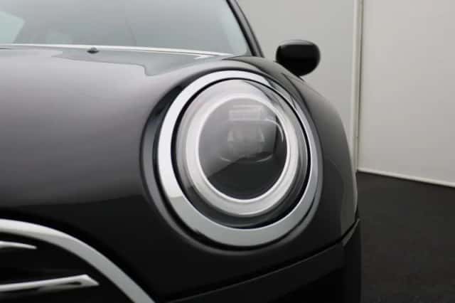 MINI Clubman (2024) thumbnail 6