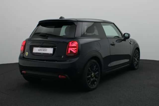 MINI Mini Electric (2023) thumbnail 2
