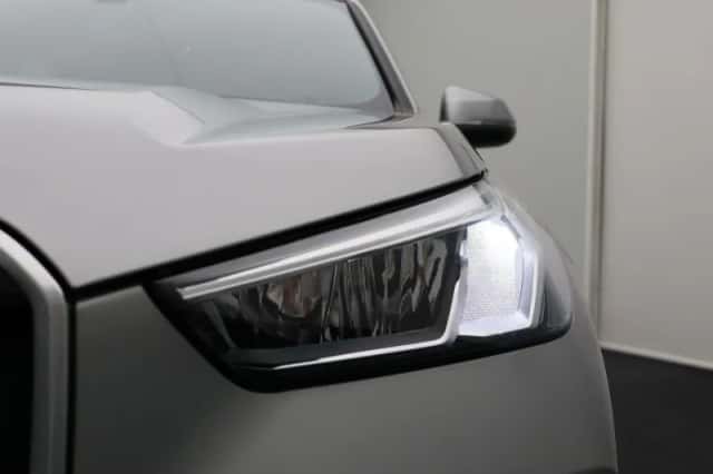 BMW X1 (2025) thumbnail 6