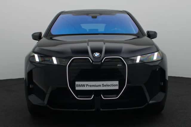 BMW iX (2026) thumbnail 3