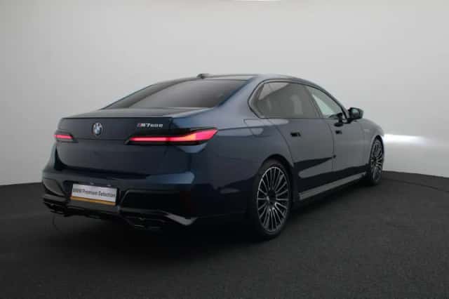 BMW 7-Serie (2025) thumbnail 2