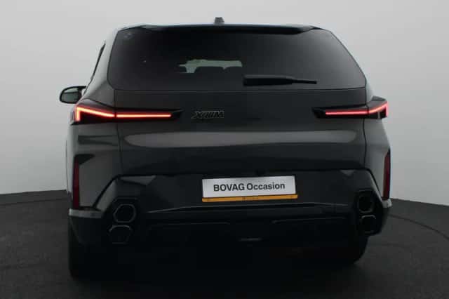 BMW XM (2024) thumbnail 5