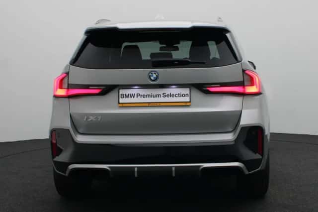 BMW iX1 (2026) thumbnail 5