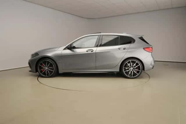 BMW 1-Serie (2023) thumbnail 2