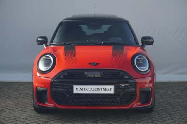 MINI Cooper S (2026) thumbnail 3