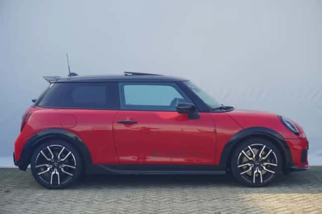 MINI Cooper S (2026) thumbnail 4