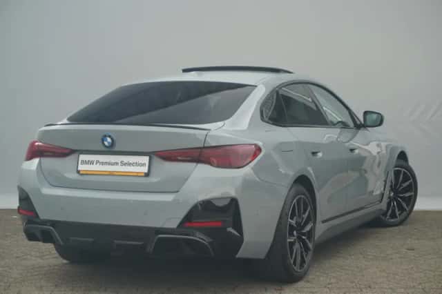 BMW i4 (2025) thumbnail 2
