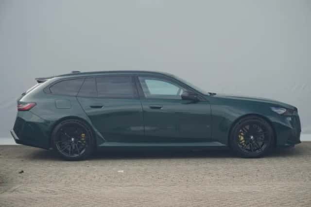 BMW M5 (2026) thumbnail 4
