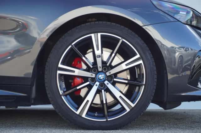 BMW 5-Serie (2024) thumbnail 6