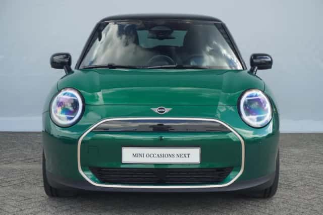 MINI Cooper (2026) thumbnail 3