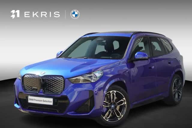 BMW iX1 (2023) thumbnail 1