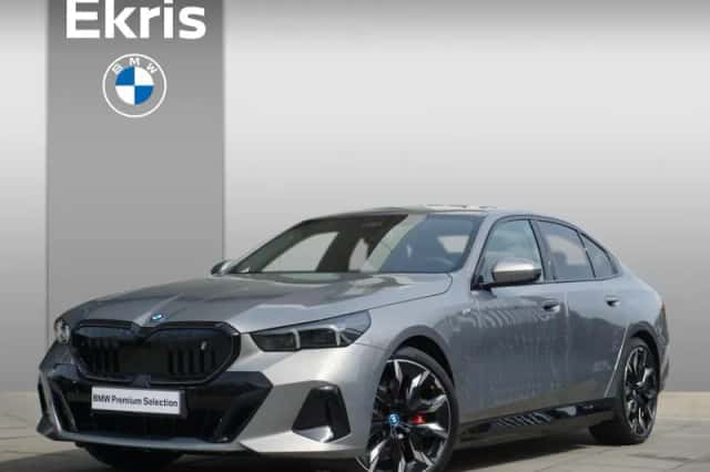 BMW i5 (2024) thumbnail 1