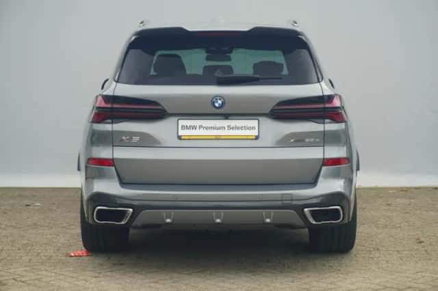 BMW X5 (2024) thumbnail 5