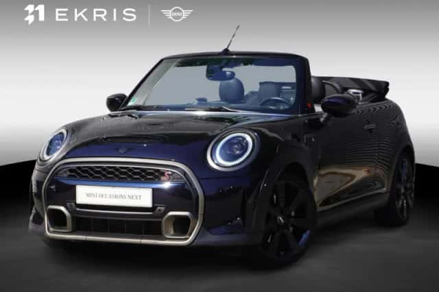MINI Cabrio (2023) thumbnail 1