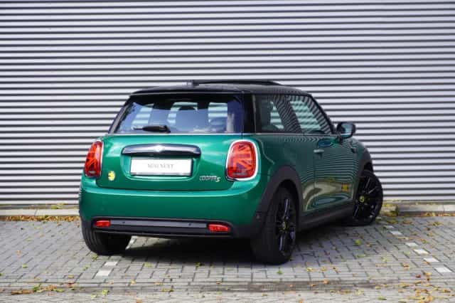MINI Mini Electric (2022) thumbnail 2
