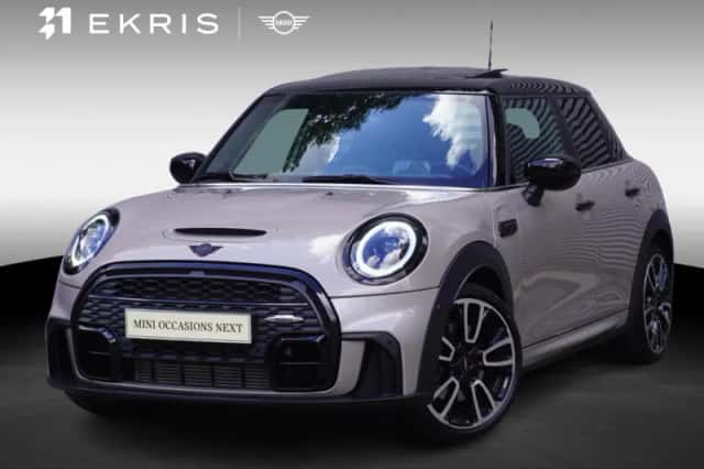 MINI John Cooper Works (2023) thumbnail 1