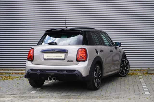 MINI John Cooper Works (2023) thumbnail 2
