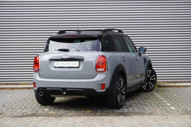 MINI Countryman (2019) thumbnail 2
