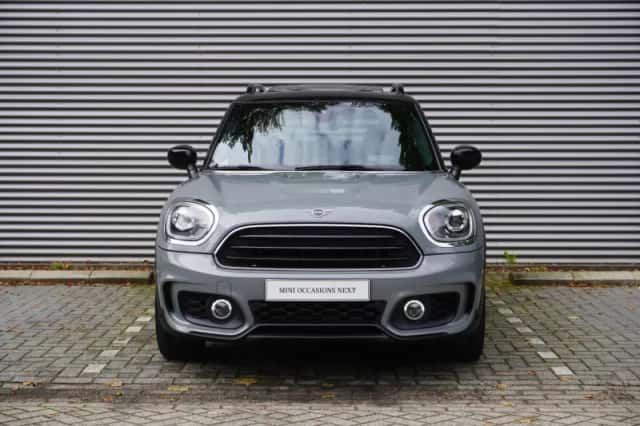 MINI Countryman (2019) thumbnail 3