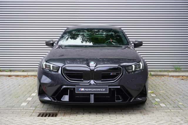 BMW M5 (2026) thumbnail 3