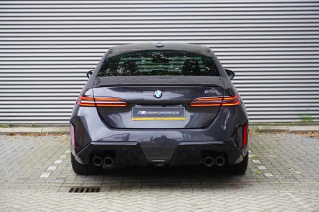 BMW M5 (2026) thumbnail 5