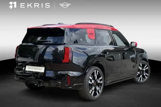 MINI Countryman (2024) thumbnail 2