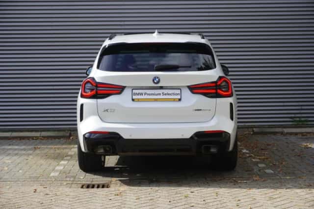 BMW X3 (2022) thumbnail 5