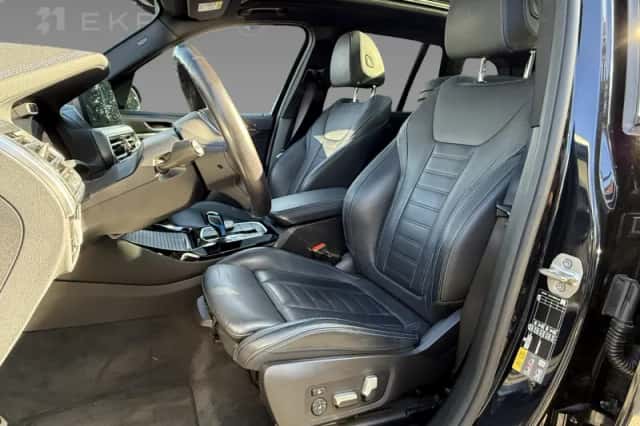 BMW iX3 (2022) thumbnail 3