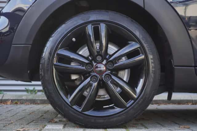 MINI John Cooper Works (2020) thumbnail 6