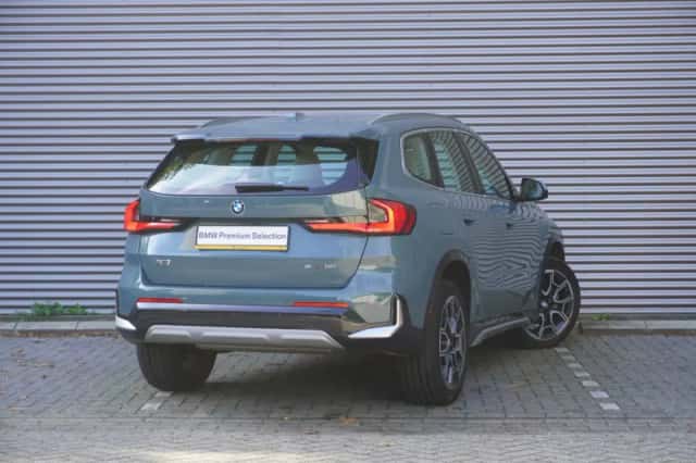 BMW X1 (2023) thumbnail 2