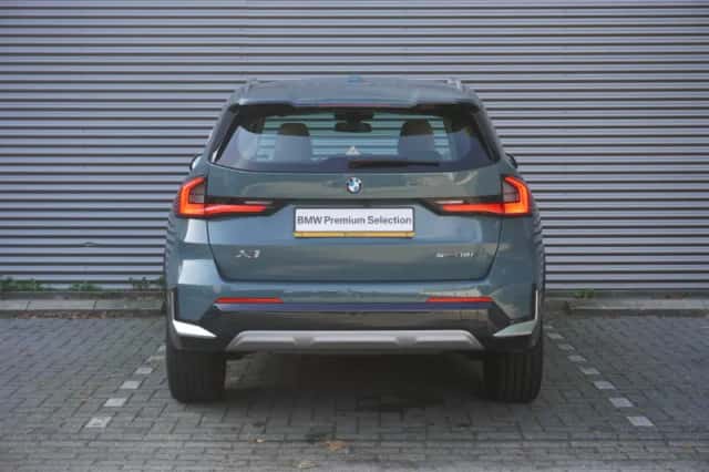 BMW X1 (2023) thumbnail 5