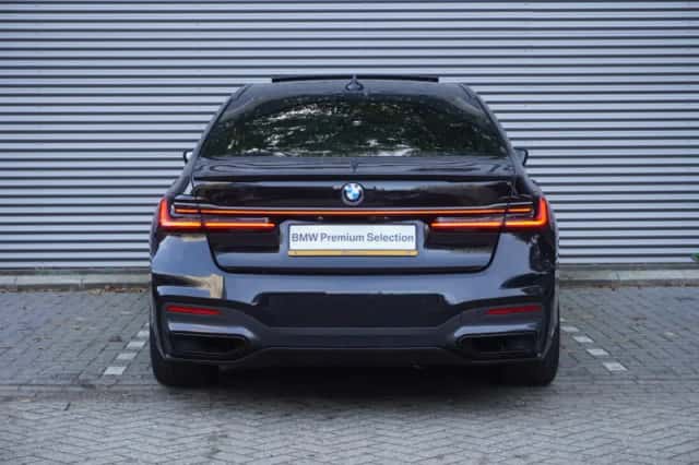 BMW 7-Serie (2019) thumbnail 5