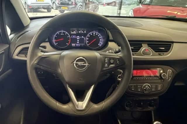 Opel Corsa (2016) thumbnail 2