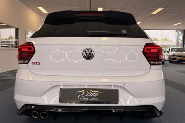 Volkswagen Polo (2019) thumbnail 3