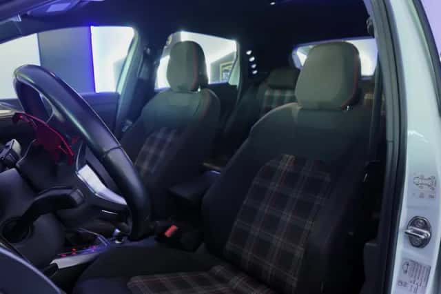 Volkswagen Polo (2019) thumbnail 6