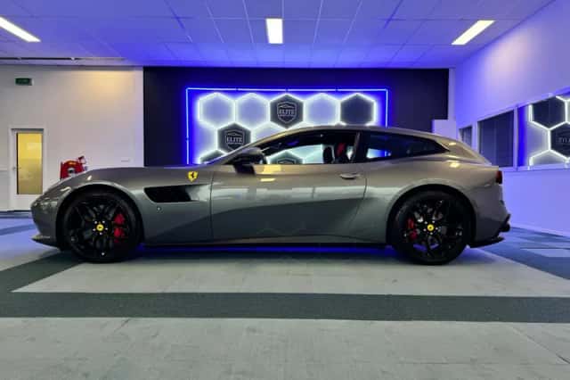 Ferrari GTC4 Lusso (2019) thumbnail 2
