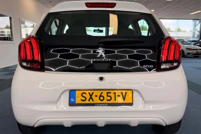Peugeot 108 (2018) thumbnail 3