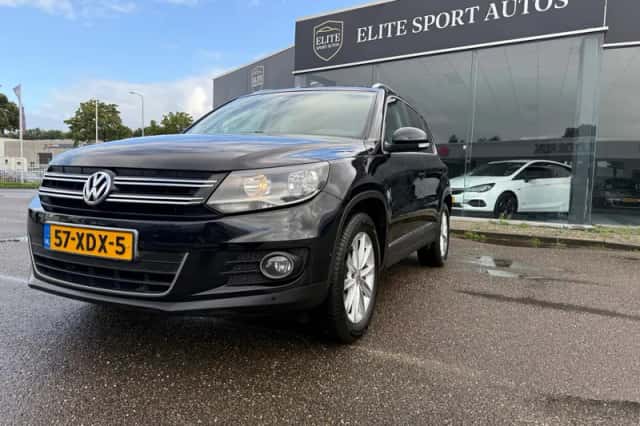 Volkswagen Tiguan (2012) thumbnail 1