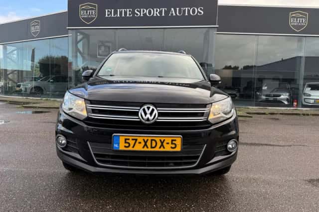 Volkswagen Tiguan (2012) thumbnail 5