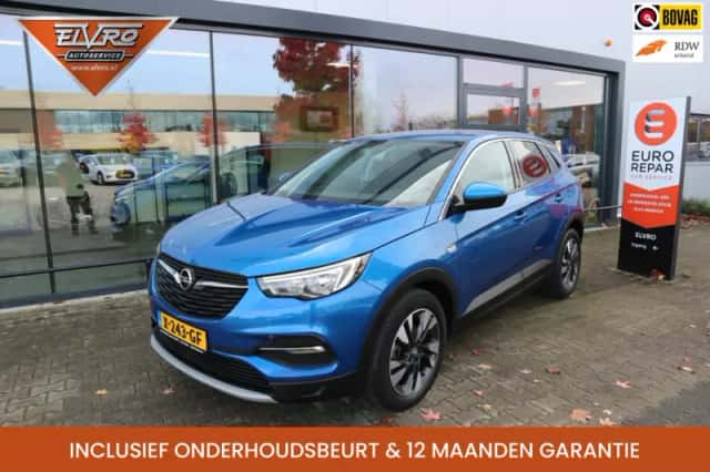 Opel Grandland (2018) thumbnail 1