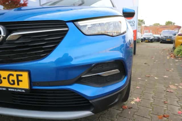 Opel Grandland (2018) thumbnail 6