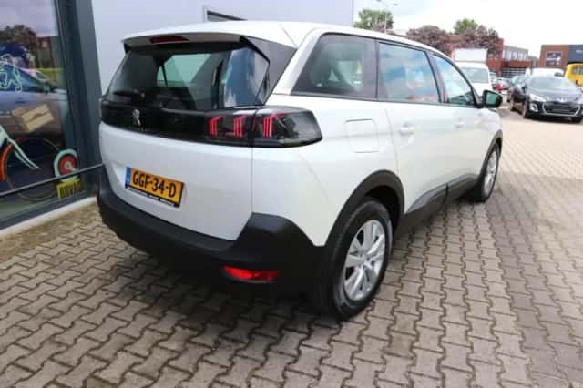 Peugeot 5008 (2026) thumbnail 4