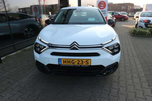 Citroën C4 (2022) thumbnail 2