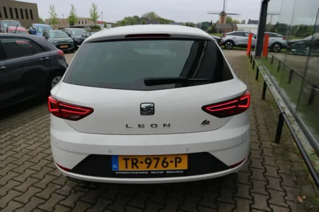 SEAT Leon (2026) thumbnail 4