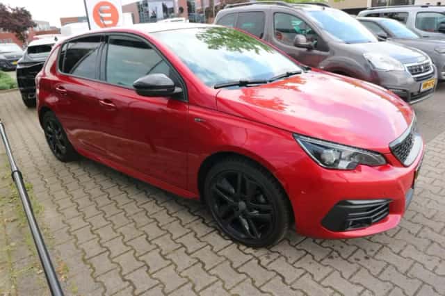 Peugeot 308 (2021) thumbnail 5