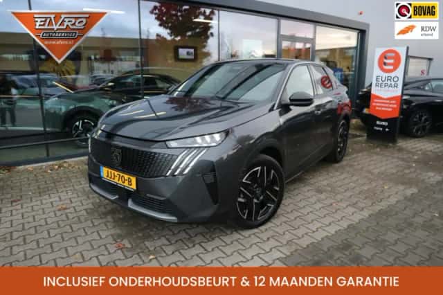 Peugeot 3008 (2024) thumbnail 1