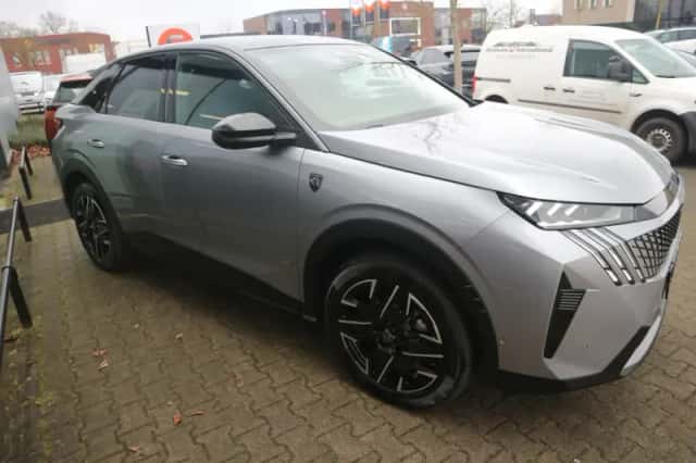 Peugeot 3008 (2025) thumbnail 5