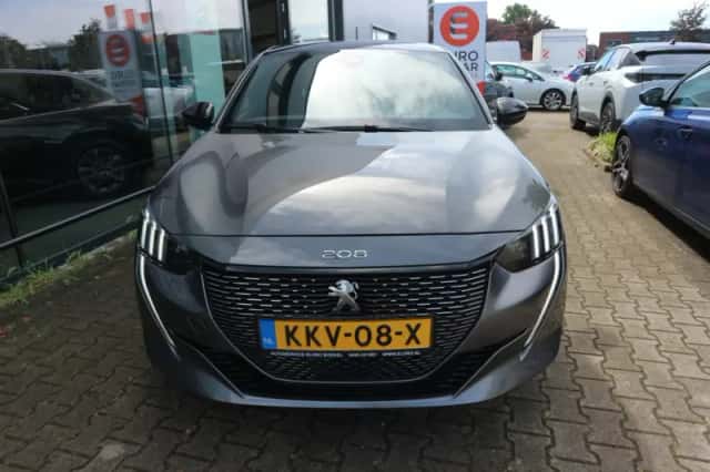 Peugeot 208 (2023) thumbnail 2