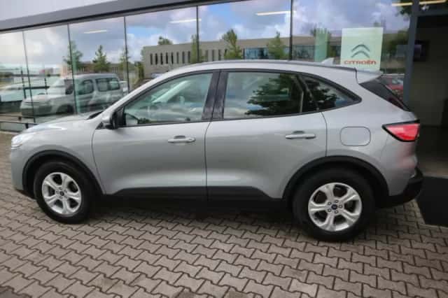 Ford Kuga (2026) thumbnail 3