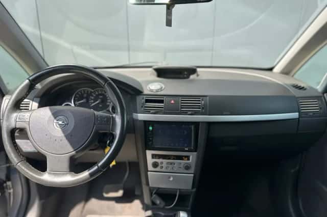 Opel Meriva (2003) thumbnail 5